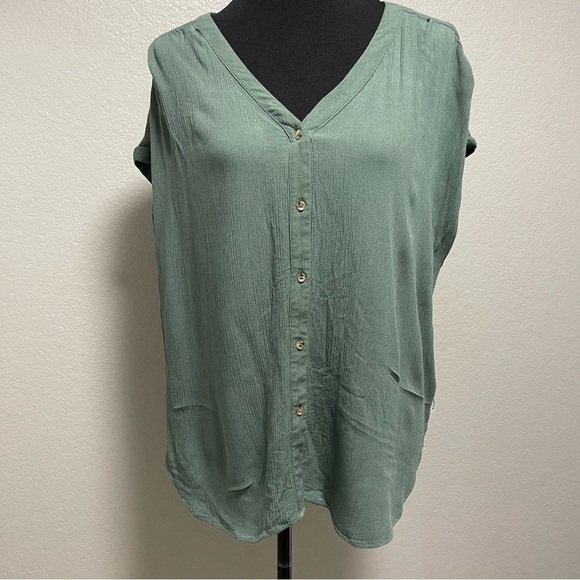 Orvis Sage Green Gauze Short Sleeve Button Down Top LARGE - Picture 2 of 10